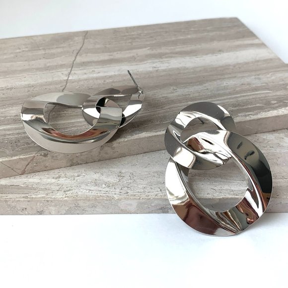 Silver Earrings - Picture 4 of 8